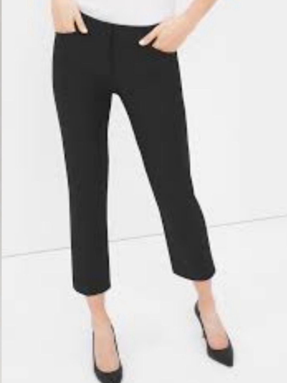 White House Black Market 8 Crop Pants
